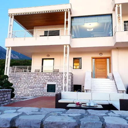 Elaianthos *