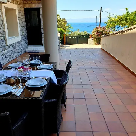 Elaianthos Hébergement de vacances